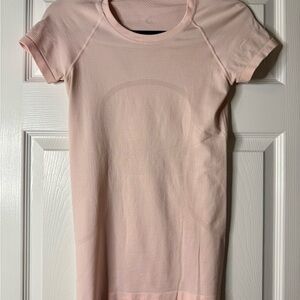 lululemon athletica Pink Mist Swiftly Tech shirt 2.0